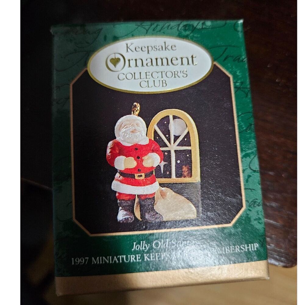 HALLMARK 1997 Jolly Old Santa Miniature Ornament Keepsake of Membership in box
